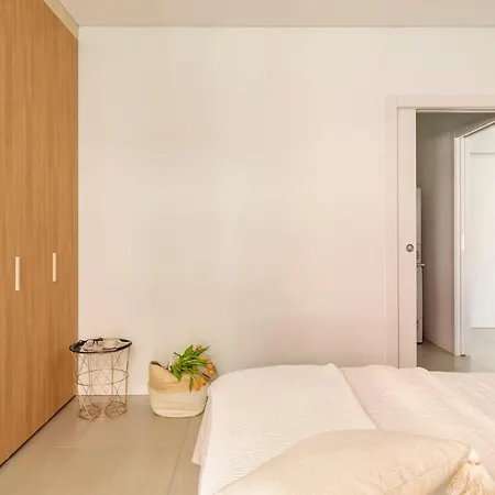 Magic Deluxe - Free Parking Apartament *