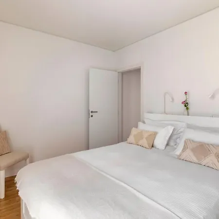 Magic Deluxe - Free Parking Apartament *