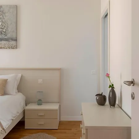 Magic Deluxe - Free Parking Apartament *