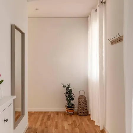 Magic Deluxe - Free Parking Apartament