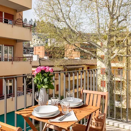 Magic Deluxe - Free Parking Apartment Lugano