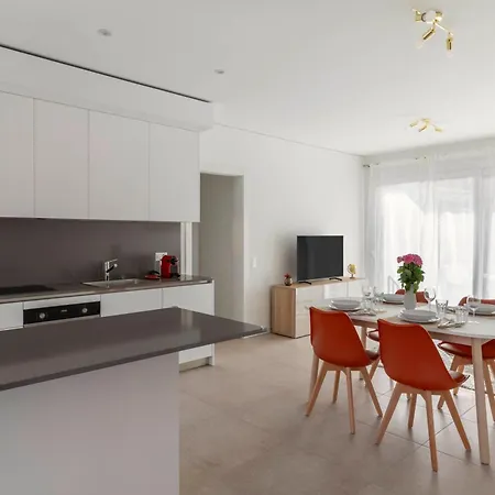 Magic Deluxe - Free Parking Apartment